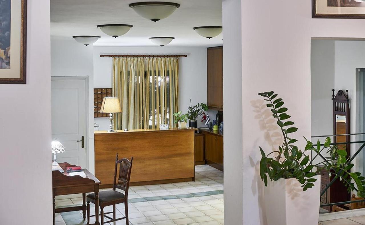 Eva Suites & Apartments Agia Marina  Екстер'єр фото
