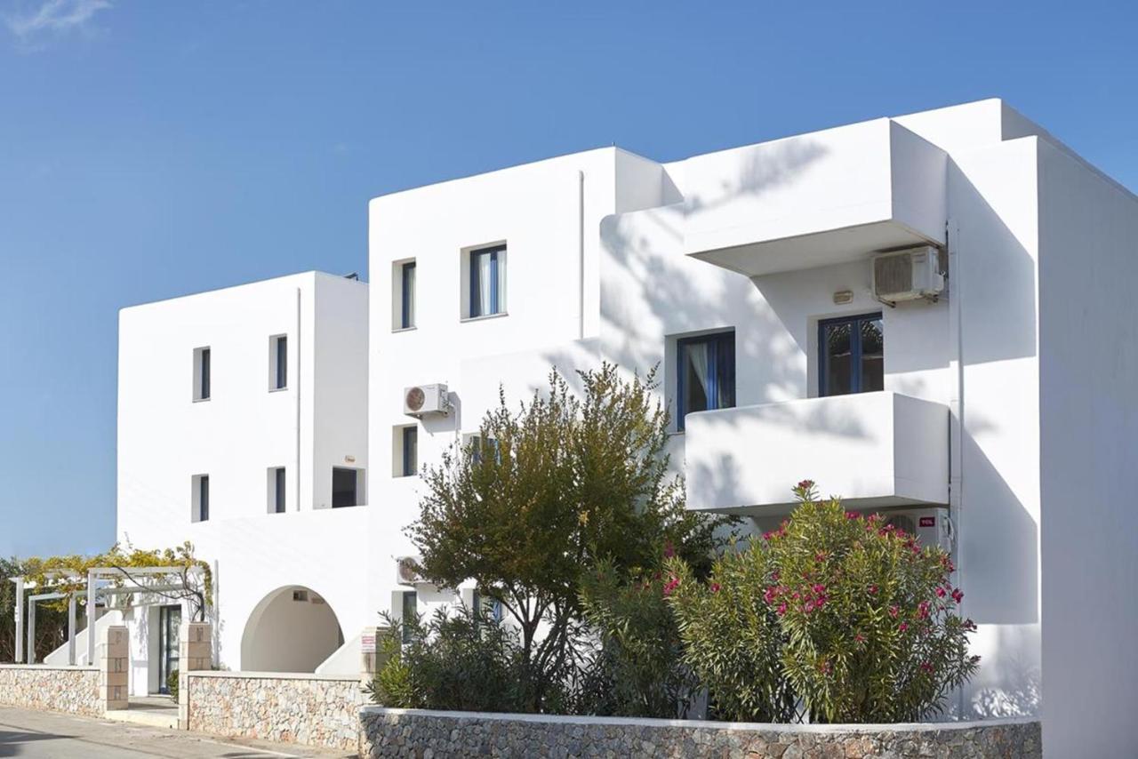 Eva Suites & Apartments Agia Marina  Екстер'єр фото