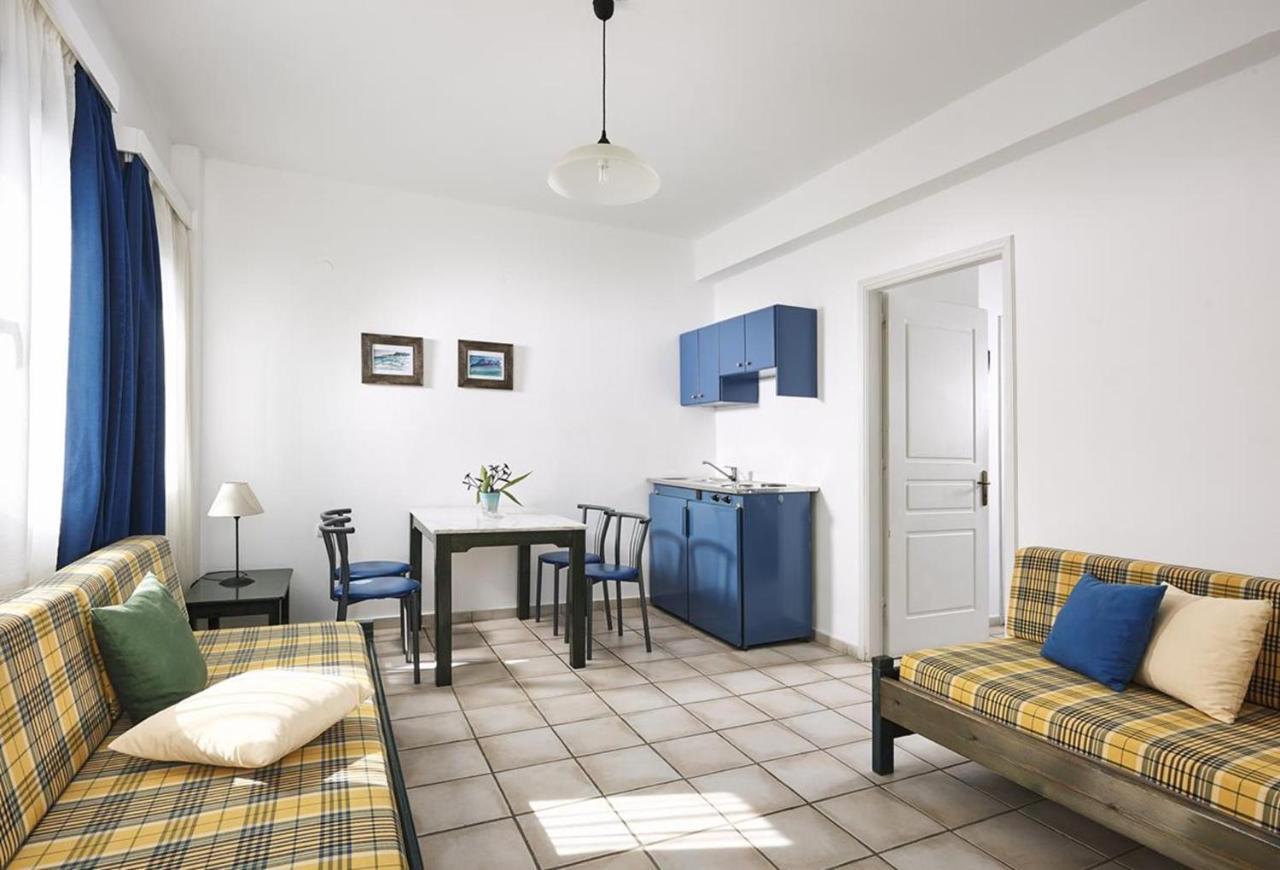 Eva Suites & Apartments Agia Marina  Екстер'єр фото