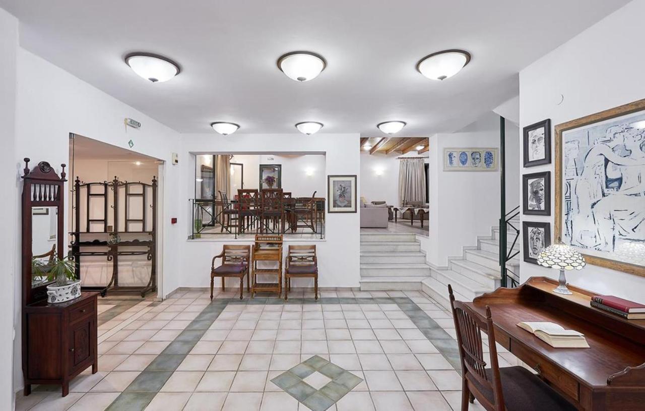 Eva Suites & Apartments Agia Marina  Екстер'єр фото