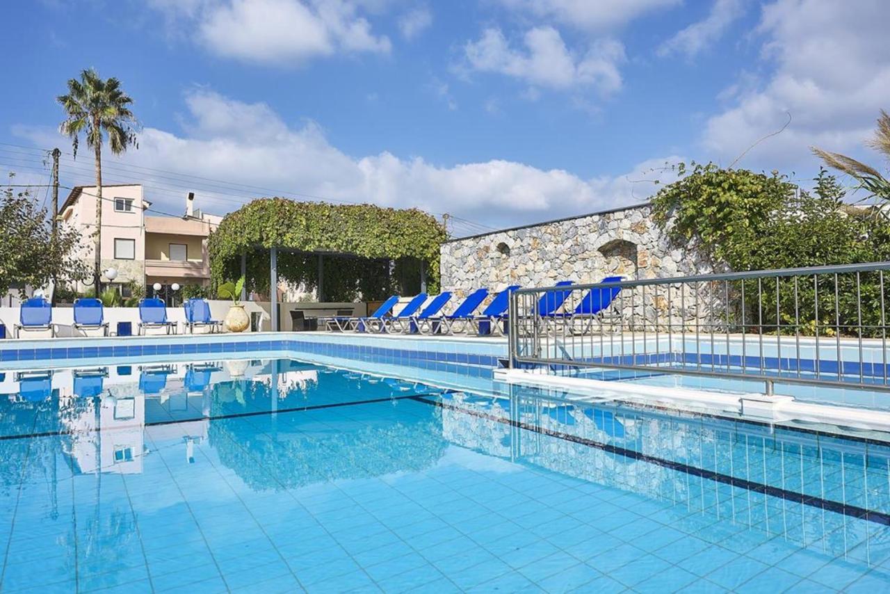Eva Suites & Apartments Agia Marina  Екстер'єр фото